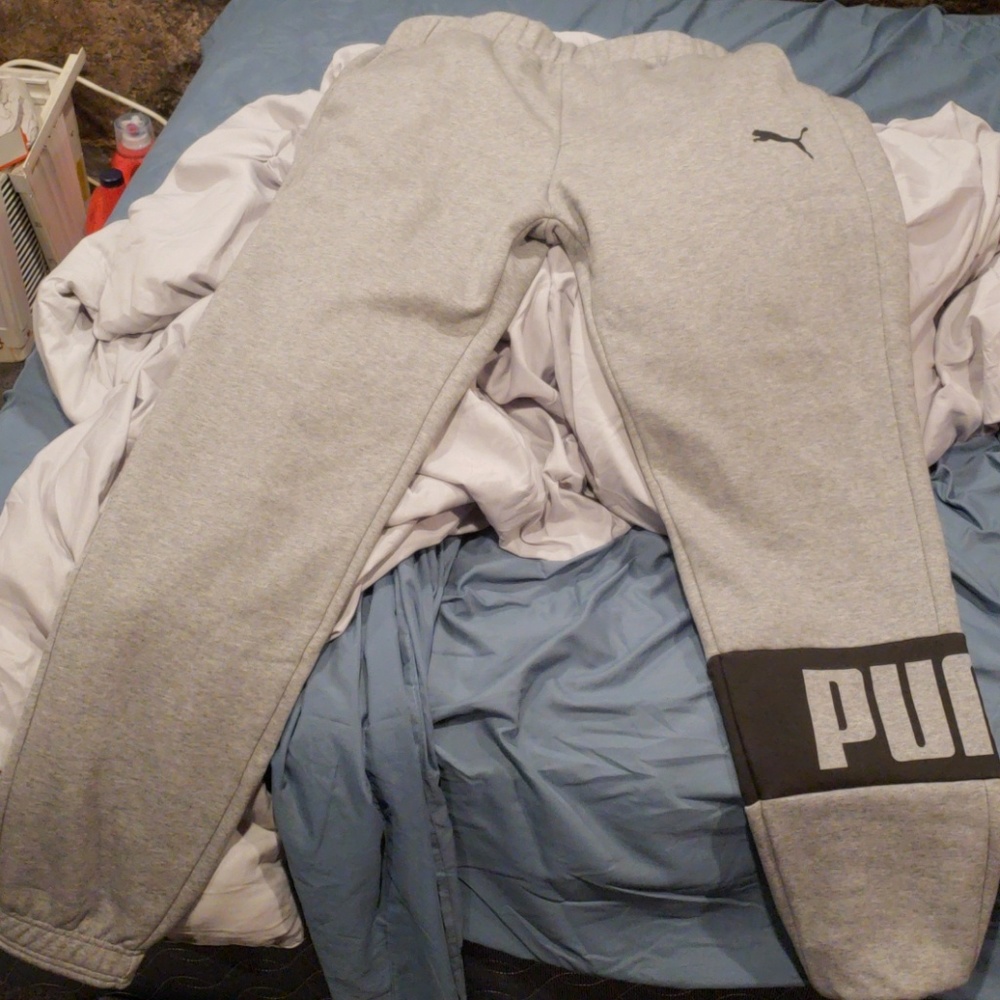 2018 puma sweatpants